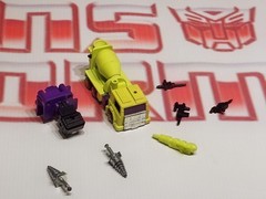 HASBRO Vintage 1985 TRANSFORMERS G1 CONSTRUCTICONS MIXMASTER Devastator Parts