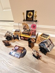 Mini Brands Vinyl Complete Collection – ZURU