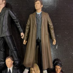 Lot of 8 Doctor Who Figures with random accessories