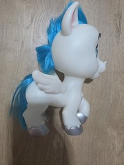 Disney Hercules Baby Pegasus Figure White Blue Hair Silver Hooves Winged Horse