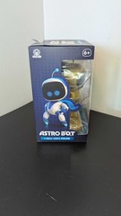 Astro Bot Gold Vinyl Figure 7″ Inches by CultureFly Limited Edition Playstation