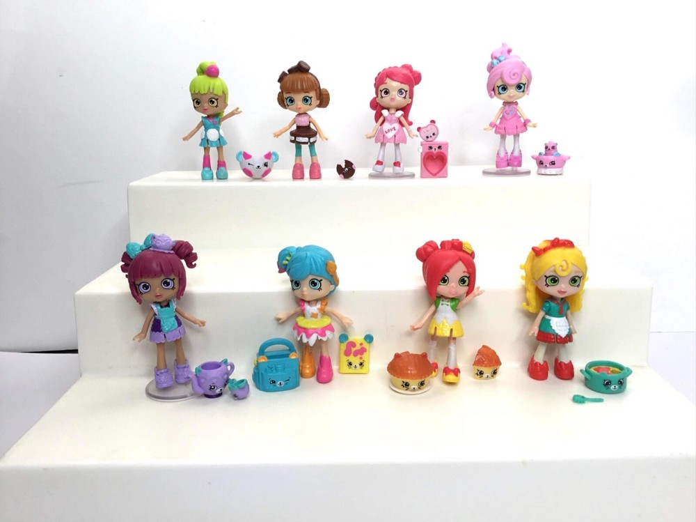 Shopkins Happy Places Lil Shoppies 3” Dolls Lot of 8 Dolls, Plus Accessories