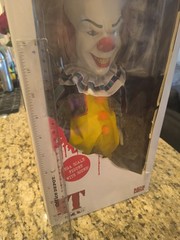 Mercy Mds Mega Sclae Pennywise It 1990 White Box Tim Curry Figure