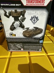 Transformers Generations War for Cybertron Sparkless Bot Deluxe 6” Figure Hasbro