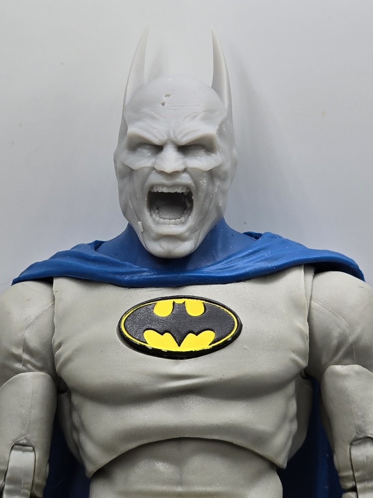 3d Print MAN BAT HEAD YELLING 7″ Select DC Multiverse Scale
