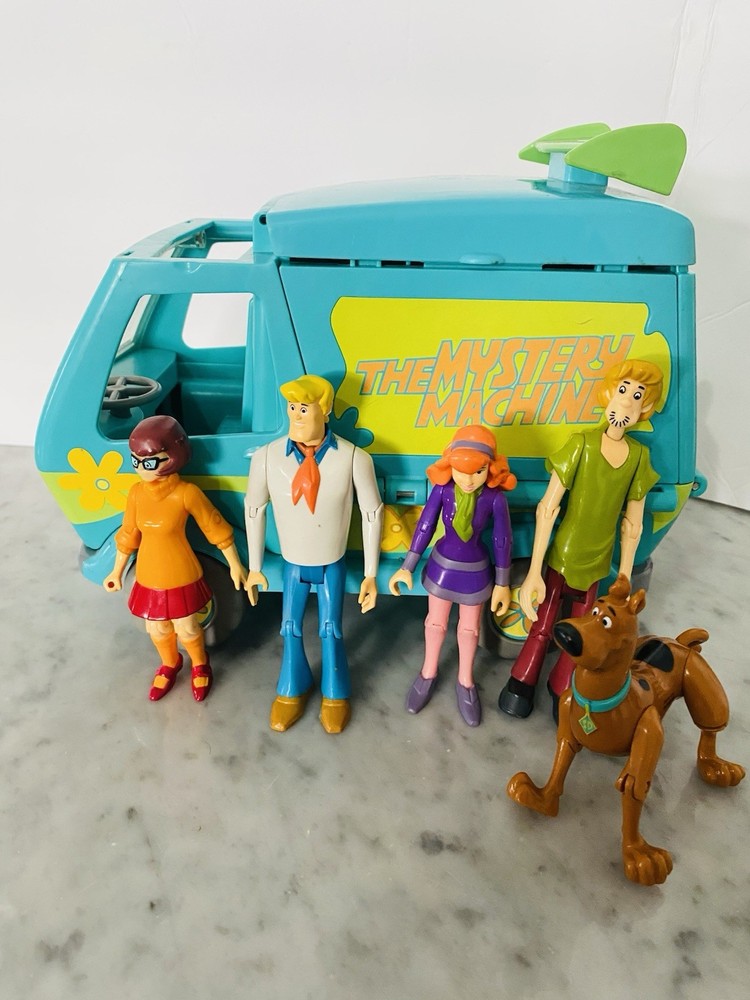 Vintage Scooby Doo Mystery Machine Van & All 5 Figures Hanna-Barbera