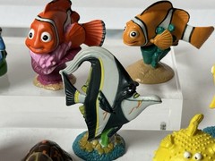 Lot of 9 Disney Store FINDING NEMO PVC Figures / Cake Toppers Pixar