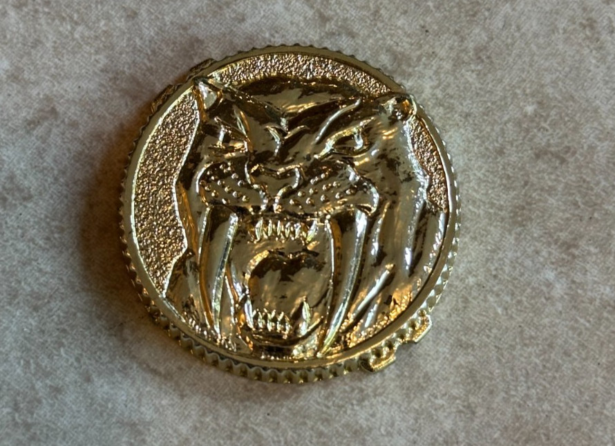 Mighty Morphin Power Rangers Yellow Ranger Sabertooth Power Coin MMPR 1993