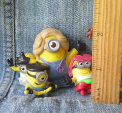 Lot Of 9 MINION DESPICABLE ME SMALL FIGURES SML11