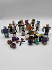 R0BL0X Toys Action Mini Figures Lot 12 + 19 Changeable Accessories