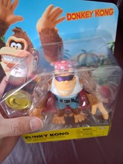 Funky Kong (Donkey Kong) 4” Jakks Pacific Figure New Sealed