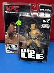 Round 5 UFC Bruce Lee Ultimate Collector Figure New 2011