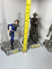 McFarlane Movie Maniacs Fallout Deathclaw,Securitron,Lucy,Maximus & Ghoul **Read