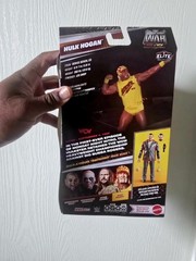 WWE ELITE MONDAY NIGHT WAR HULK HOGAN, BRAND NEW, WITH BAF , NO WCW BELT.