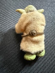 Vintage 1980 Kenner Star Wars YODA Action Figure with Cloak& Belt LFL Hong Kong