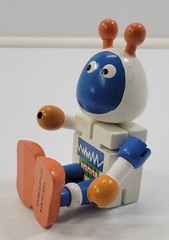 *B8) Toysmith Flexi Articulated Wooden Robot Toy Orange Blue White