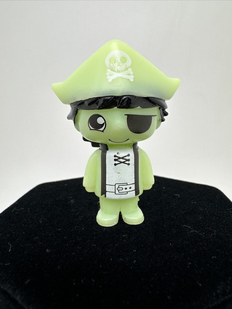 Remka Ryans World Glow in the Dark Pirate Ryan-2.2 In….92
