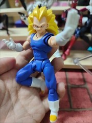 Demoniacal Fit – Royal Blood Super Saiyan 3 Vegeta in stock MISB NEW
