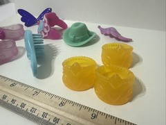 My Little Pony Accessories LOT Fence Shoes Brush Saddle Wing Cowboy Hat 11 pcs.