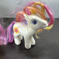 My Little Pony Generation 3 (G3) Lot of 4 Pony Figures Hasbro Vintage 2002