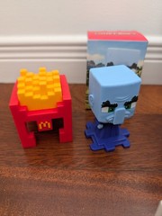 Huge! Minecraft Mojang Bundle Building Set Action Figures Lot