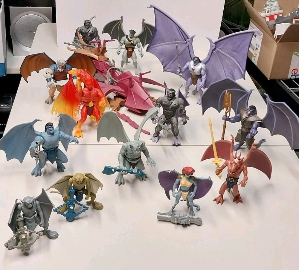 Vintage Kenner Gargoyles Figure Lot 90’s Night Striker -many complete
