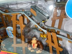 Donkey Kong 2.5″ Mine Cart Adventure Action Figure Playset Jakks Pacific