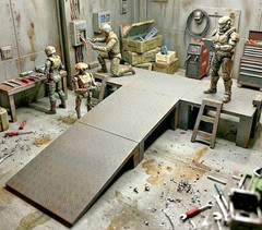 1:18 Scale Miniature Workshop Display Ramp, Ladders & Diamond Plate Ramp 4 inch