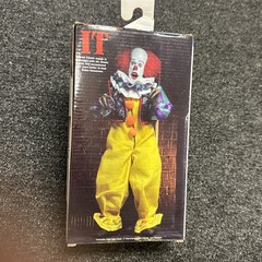 PENNYWISE IT (1990 Movie) 8″ inch Clothed Action Figure Neca 2021 – New/ Sealed