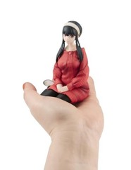 G.E.M. Series SPY×FAMILY Palm-Size Yoru-san 100mm PVC Figure MegaHouse MH83568