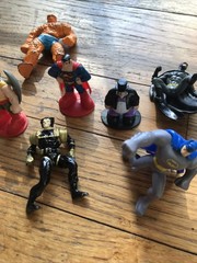 Lot Of 17 Die Cast & Plastic Super Heroes, Mixed Lot