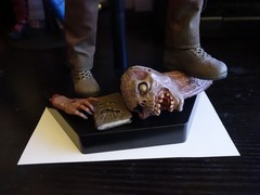 sideshow sixth scale exclusive Ash Williams EVIL DEAD 2 CIB very good condition