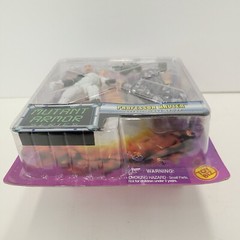 Error Marvel X-Men Quicksilver Mutant Armor in Professor Xavier Package 1996