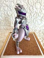 Pokemon – Battle Armor Mewtwo – 4″ Figure with clear tail stand – BRAND NEW!!