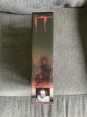 PENNYWISE IT Movie 1990 and 2017 8″ inch Scale Clothed action figures lot sealed