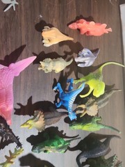 Lot Of 20 Random Mixed Size Plastic Or Resin Dinosaur Toys