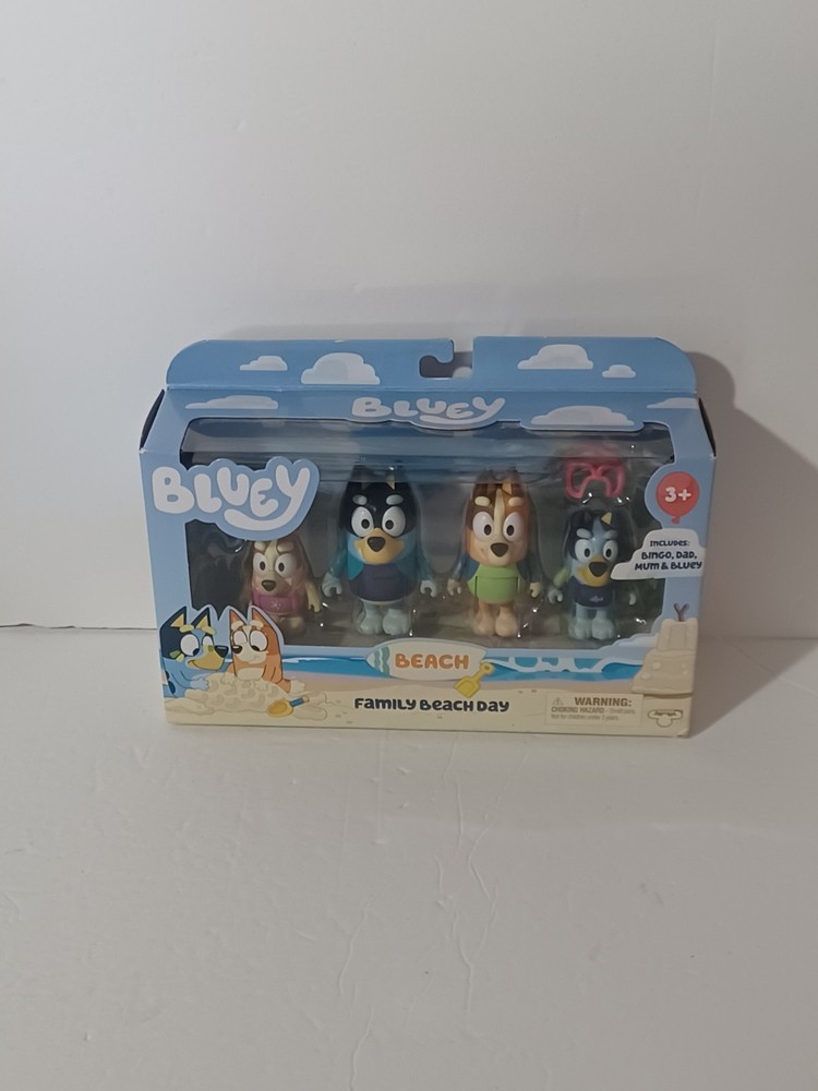 Bluey Family Beach Day 4 Figures Pack Bingo, Mum, Dad and Bluey Open Box