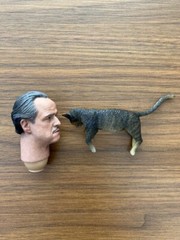 1/6 DamToys – DMS032 – The Godfather – Vito Corleone – Head and Cat Set BIB