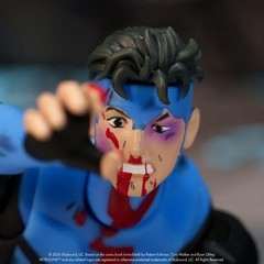 Invincible (TV) Invincible (Bloody) SDCC Exclusive 1:12 Action Figure – Presale