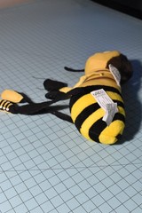 DREAMWORKS 2007 BEE MOVIE BARRY JERRY SEINFELD PLUSH 9″ TALL NANCO