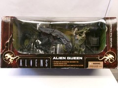 Movie Maniacs 6 ALIENS “ALIEN QUEEN” Deluxe Figure….NEW in OPENED BOX