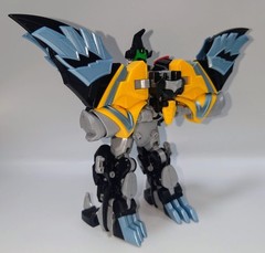 Bandai SMP Majin Gattai MagiKing Power Rangers Mystic Force Megazord PreAssemble
