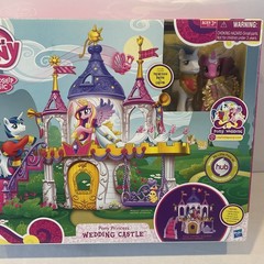 My Little Pony Friendship Magic Pony Princess Wedding Castle 2011 New, Sealed