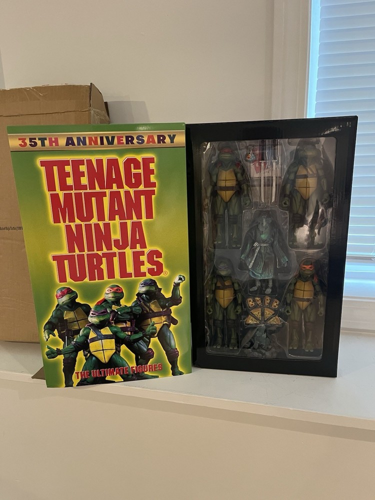 NECA Teenage Mutant Ninja Turtles 35th Anniversary TMNT SPIRIT SPLINTER Figures