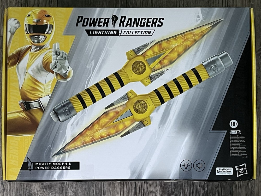 Power Rangers Lightning Collection Mighty Morphin Power YELLOW Daggers NEW