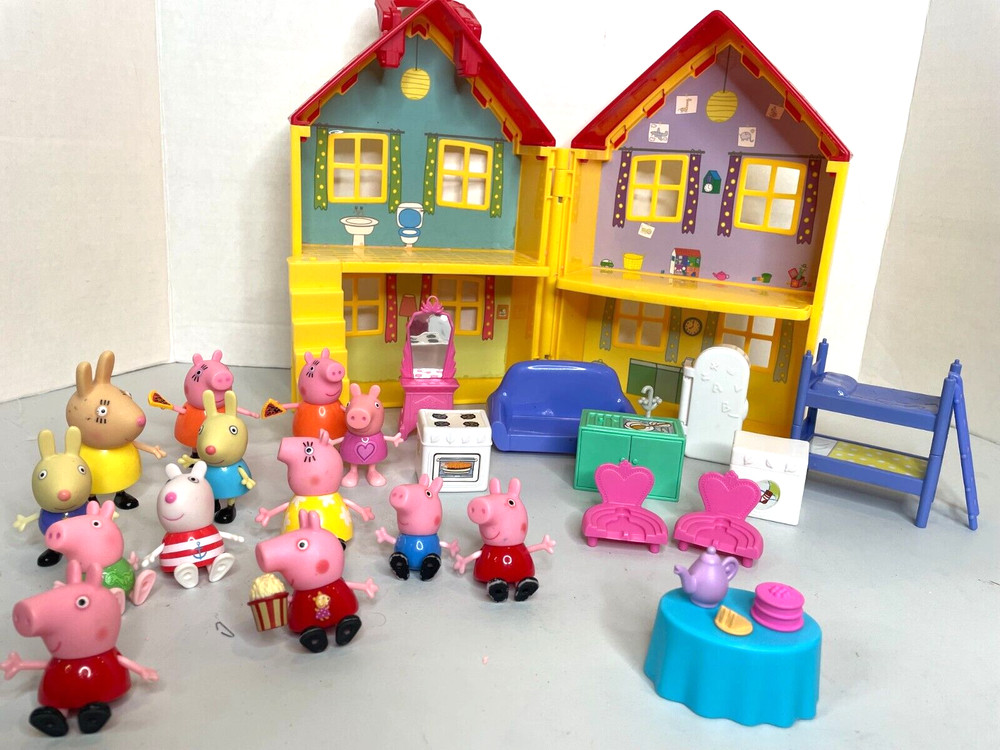 Peppa Pig’s Deluxe House Playset dollhouse & family + Friends set figures lot