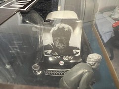 Universal Monsters 1:24 Die Cast WOLFMAN & 1957 CHEVROLET CORVETTE DIECAST CAR