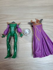 Marvel Mysterio Vintage Action Figure Green Purple Gold Cape Plastic 2007
