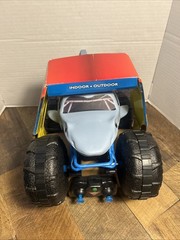 Monster Jam Megalodon Remote Control Truck 1:15 RC Car Drives on Water Toy Shark