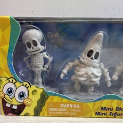 SpongeBob Mini Skeleton Figures 4 Pack Squidward Plankton Patrick SpongeBob NEW